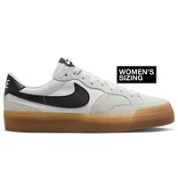 [BRM2125612] 나이키 SB 포고 플러스 슈즈 맨즈  (White/ Black-White-Gum Light Brown)  Nike Pogo Plus Shoes
