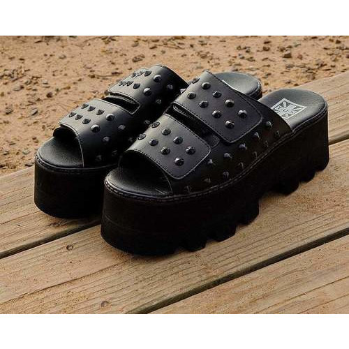[BRM1952905] 티유케이 블랙 스파이크 슬리퍼 Dino 러그 샌들 맨즈 A9736  T.U.K. Black Spike Slide Lug Sandals